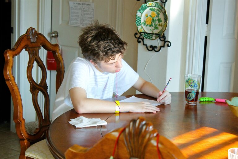 Local Man Prepares Syrian Refugee Debate for Thanksgiving Dinner