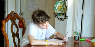 Local Man Prepares Syrian Refugee Debate for Thanksgiving Dinner